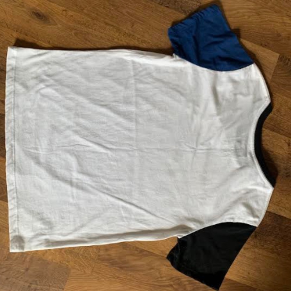 Friends Colorblock Cast Tee - Picture 8 of 8
